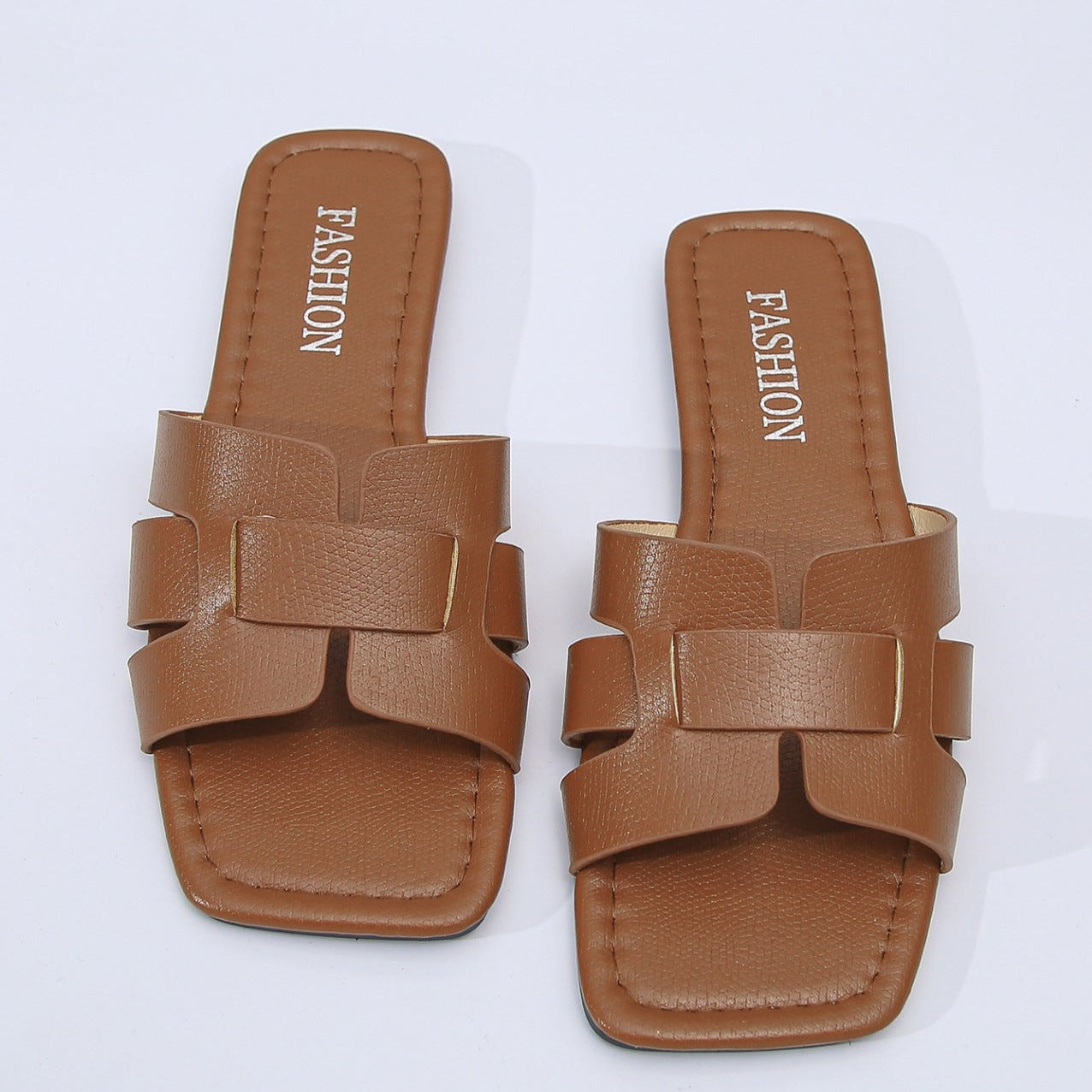 Emma Flat leather Sandal